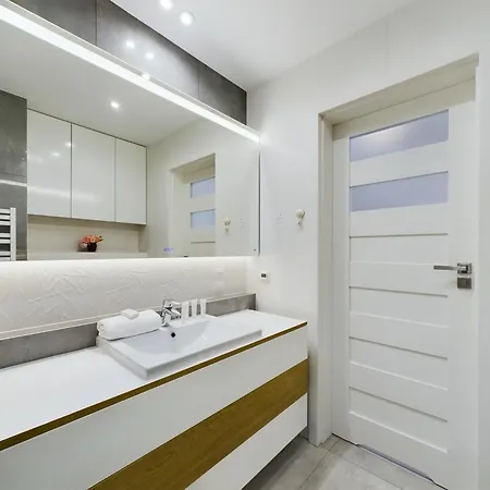 Przytulny Z Parkingiem Pogorze By Renters